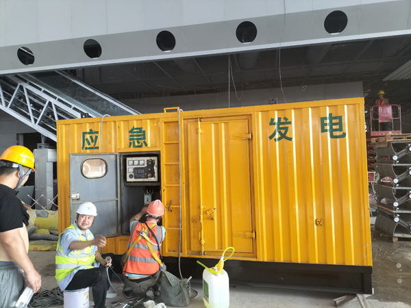 土默特左怎样判断空气滤清器是否需要更换?