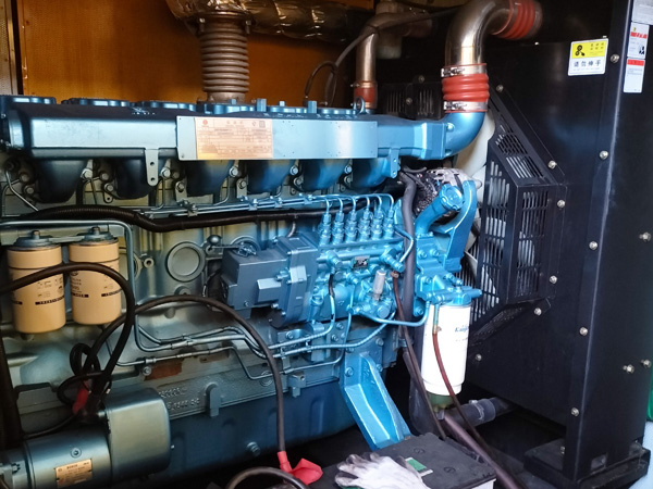 土默特左磷酸铁锂蓄电池的使用寿命与哪些因素有关？