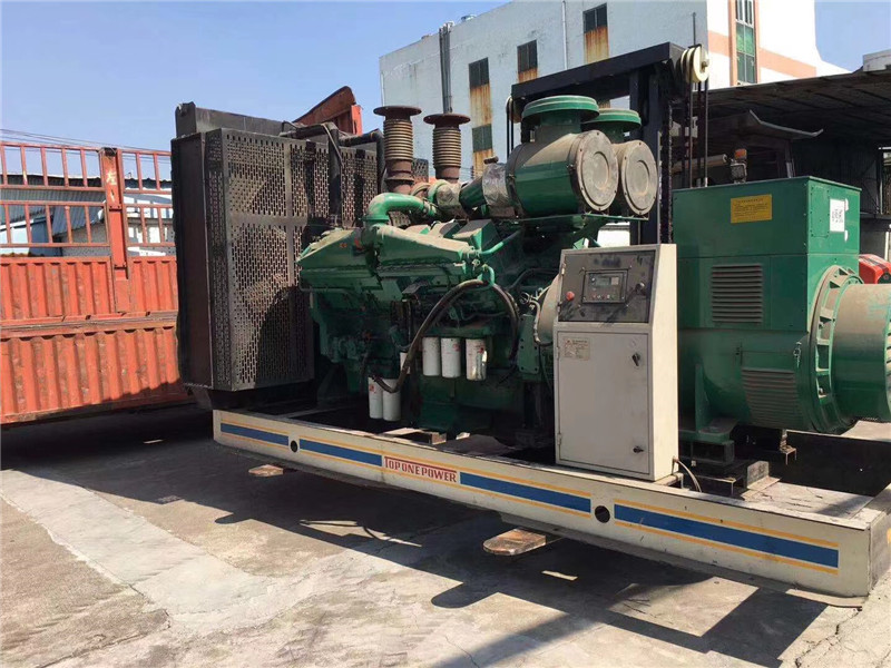 土默特左如何判断柴油发电机组的机油温度是否达到了合适的预热温度?