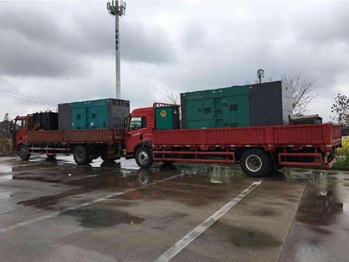 土默特左涂抹密封胶后，需要等待多长时间才能安装水冷式机油散热器密封件？